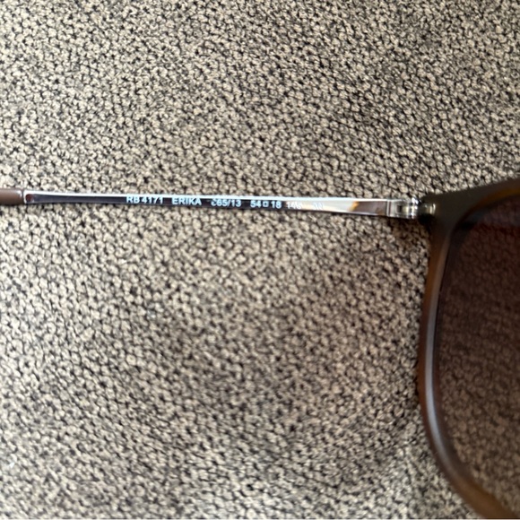 Ray-Ban RB4171 ERIKA Tortoise Womens Silver Round Sunglasses 54-18 145 - Picture 4 of 8